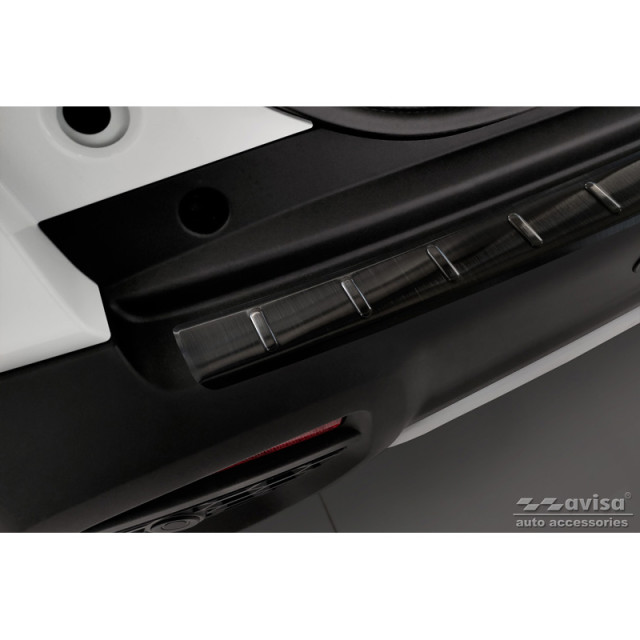 Zwart RVS Achterbumperprotector passend voor Suzuki S-Cross II 2022- 'Ribs'